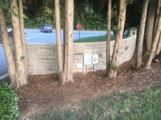 Woodlawn Entrance 3 - Backside Stone - 09-06-2017